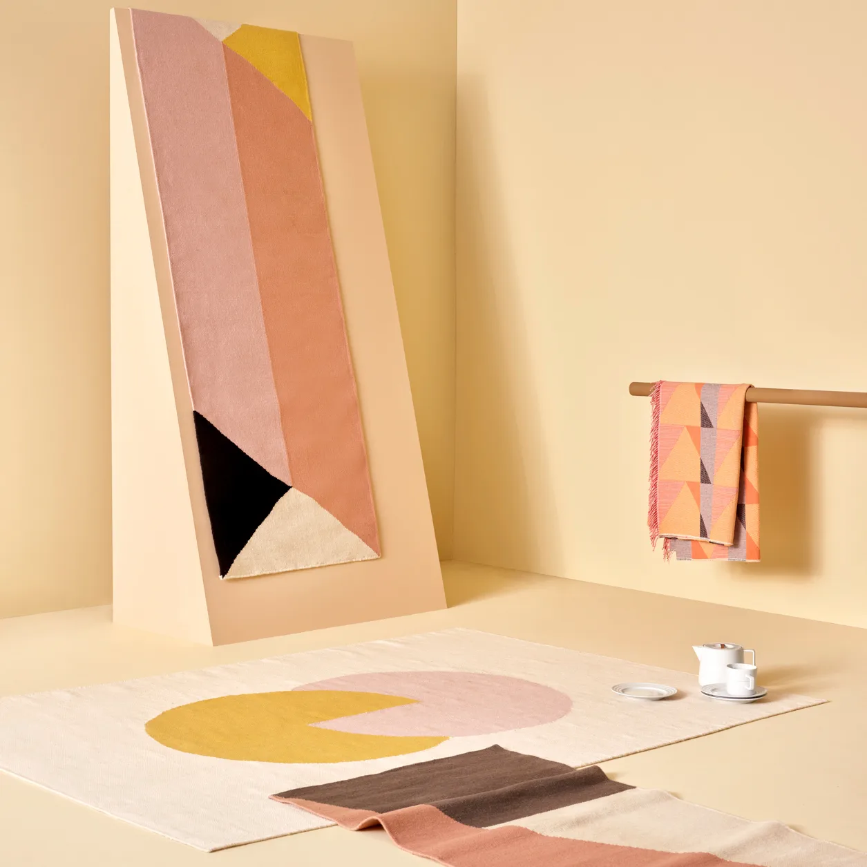 Alfombra kelim Rectangles blocks rosa, 80x240 cm NJRD