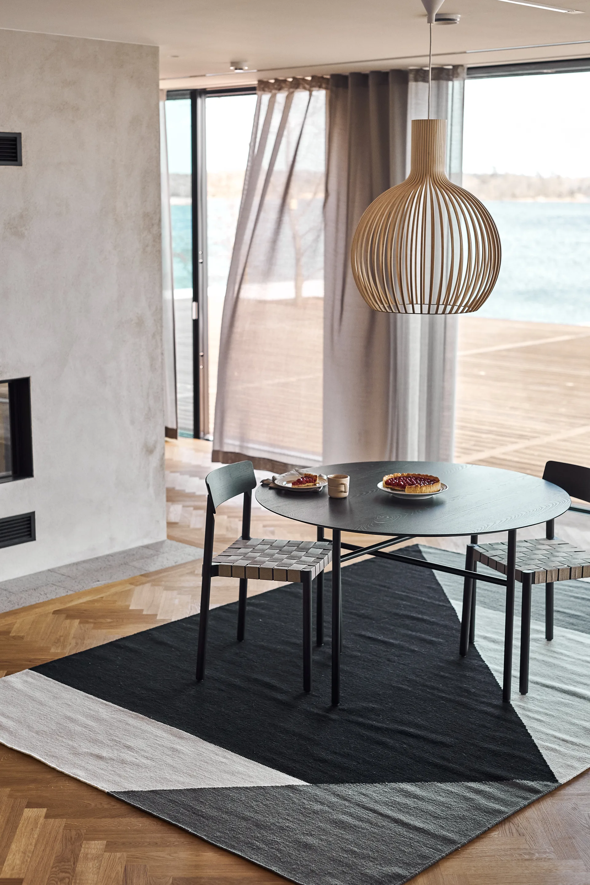 Alfombra kelim Stripes blocks negro, 170x240 cm NJRD