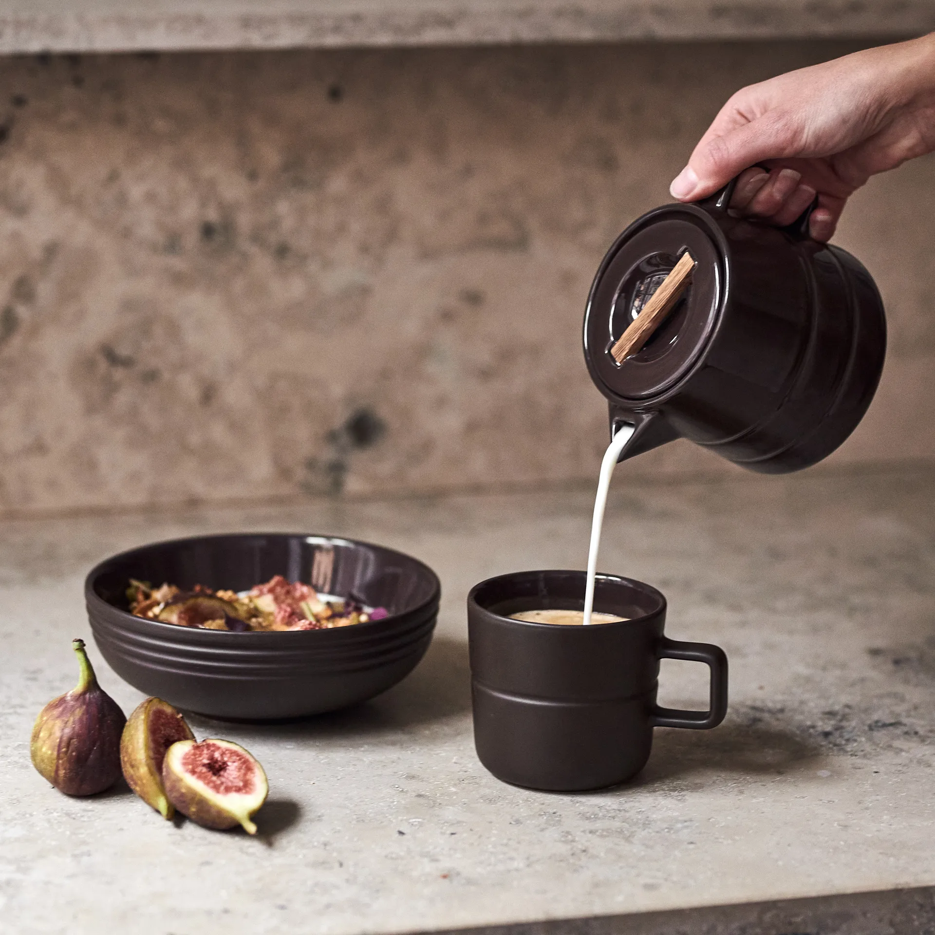 Jarra de leche Lines 50 cl, marrón NJRD