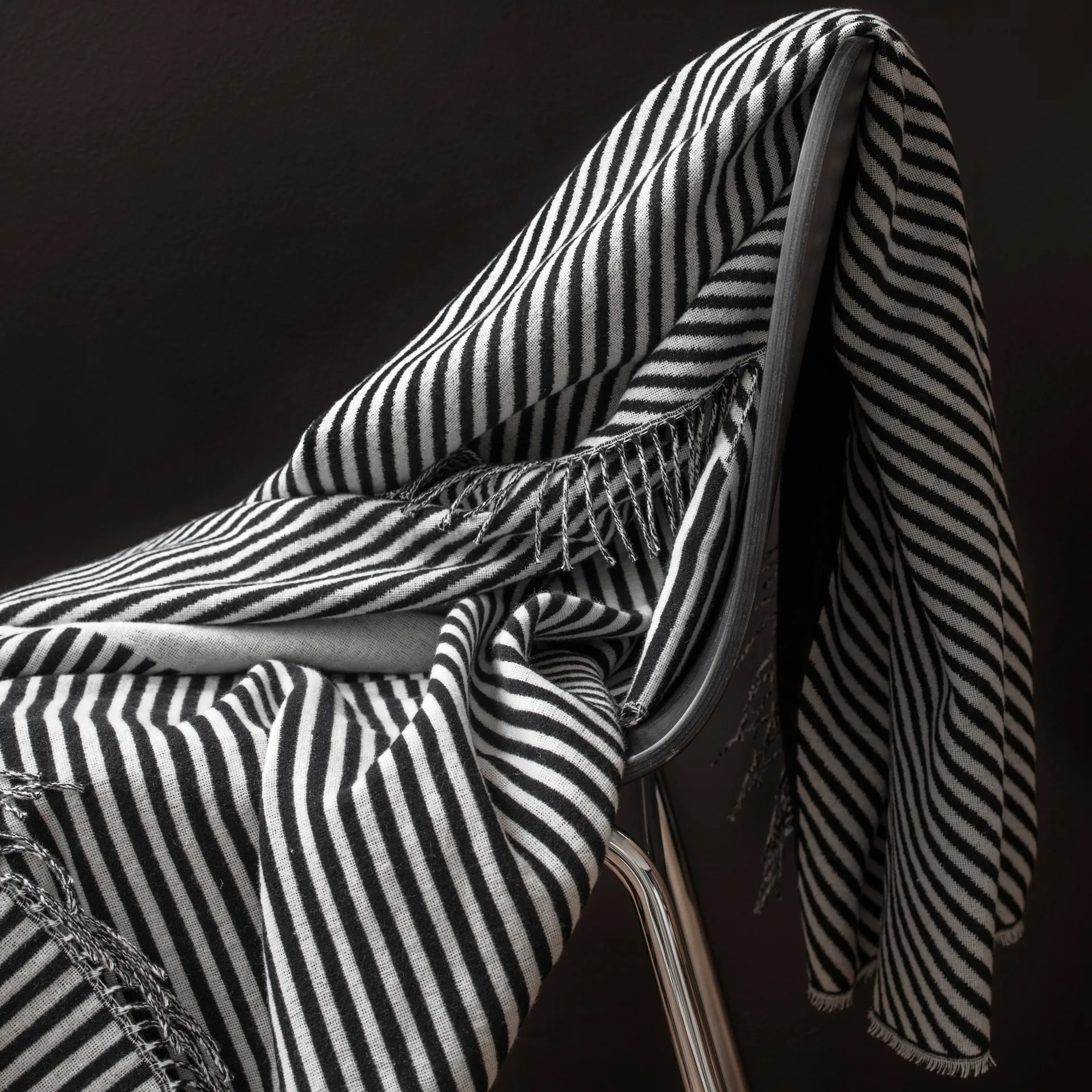 Manta de algodón Stripes, negro NJRD