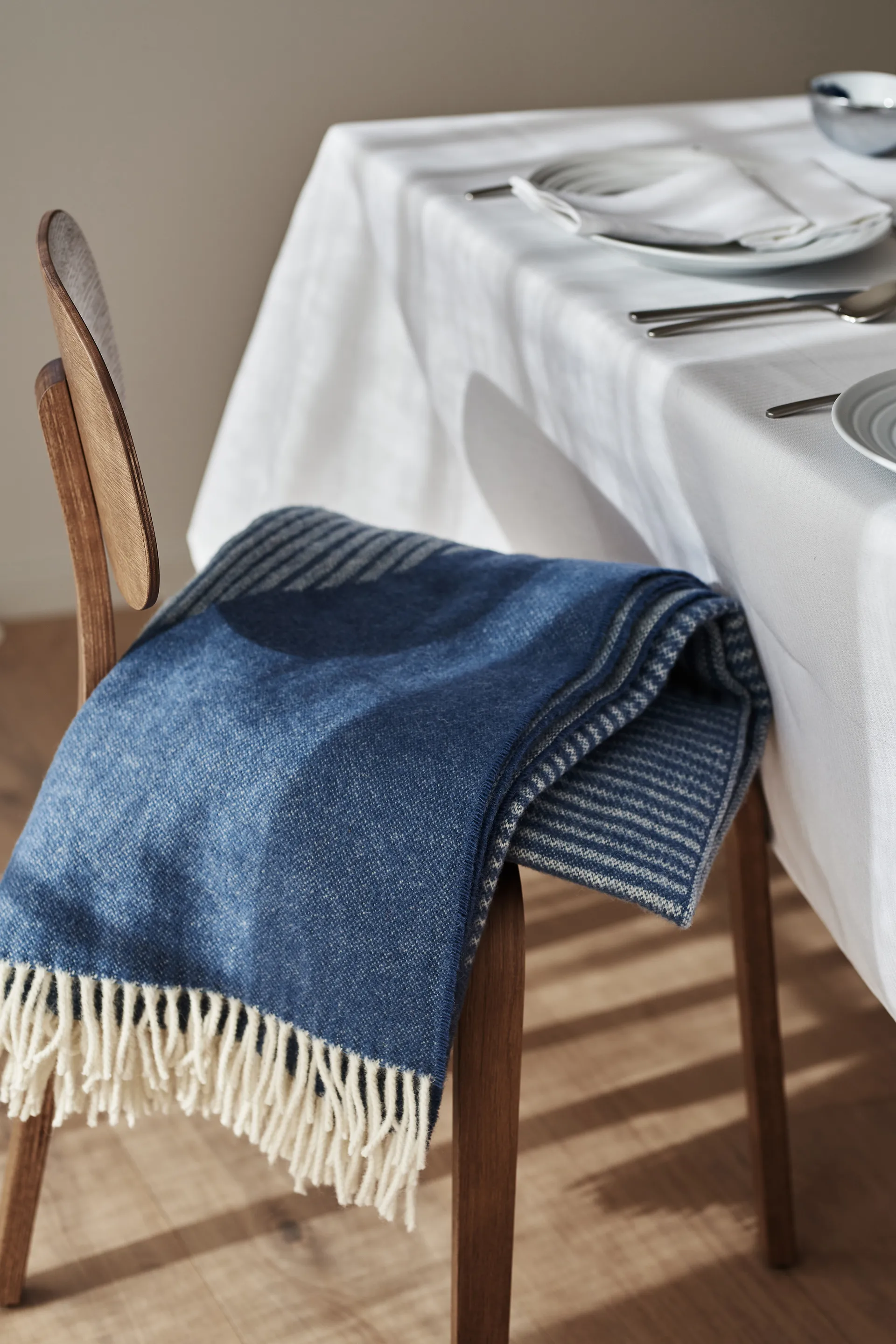 Manta de lana Circles 130x185 cm, azul NJRD