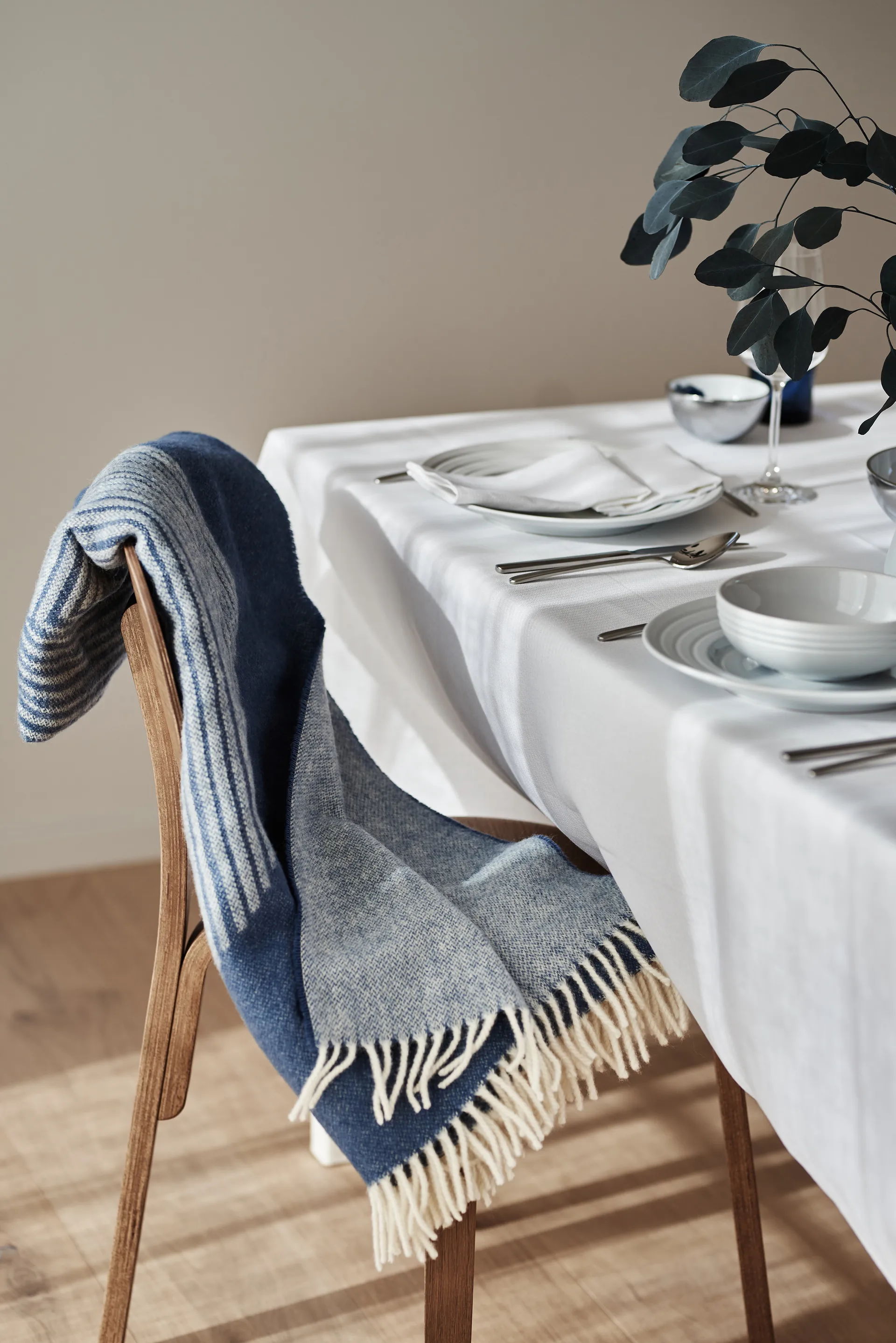 Manta de lana Circles 130x185 cm, azul NJRD