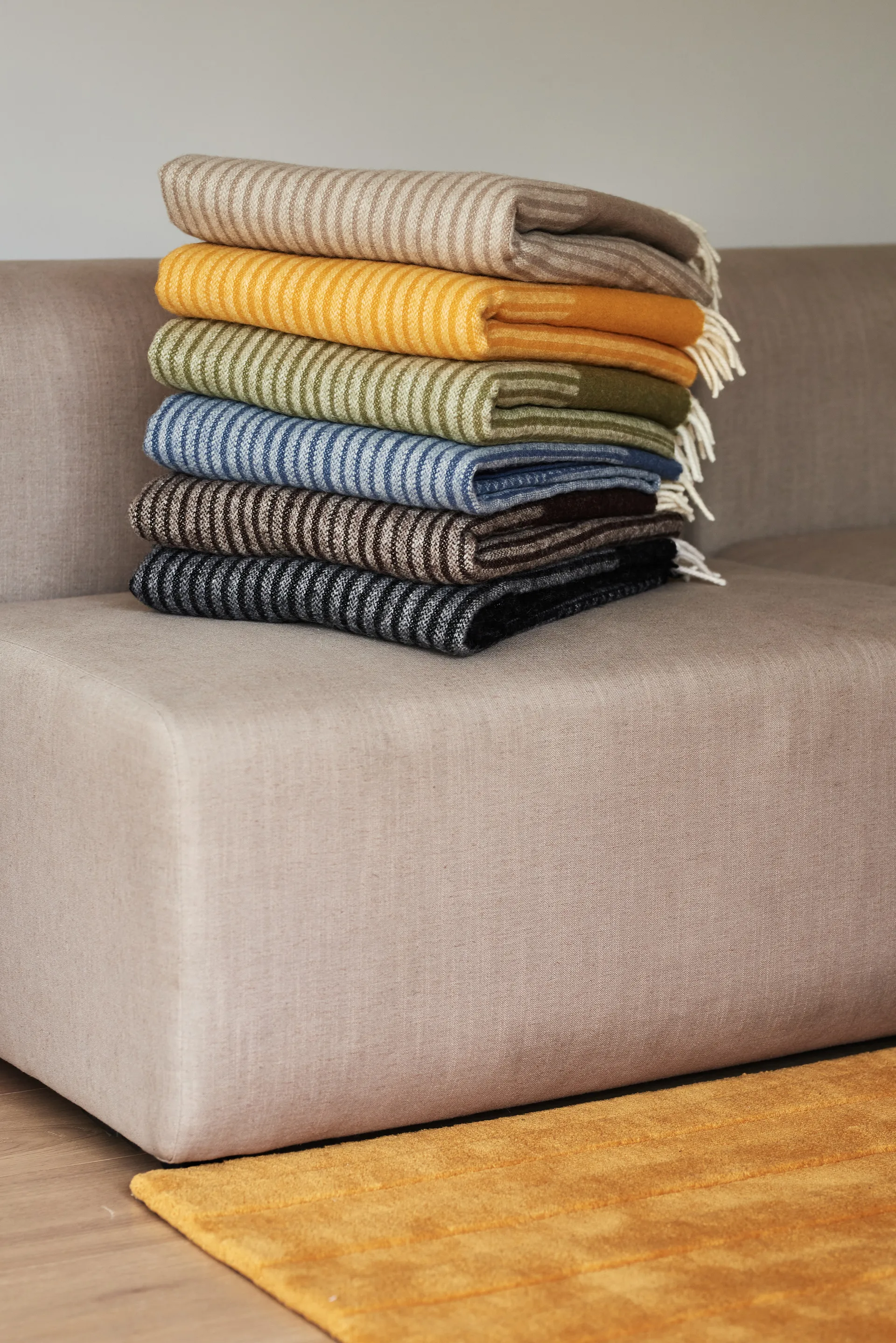 Manta de lana Circles 130x185 cm, azul NJRD