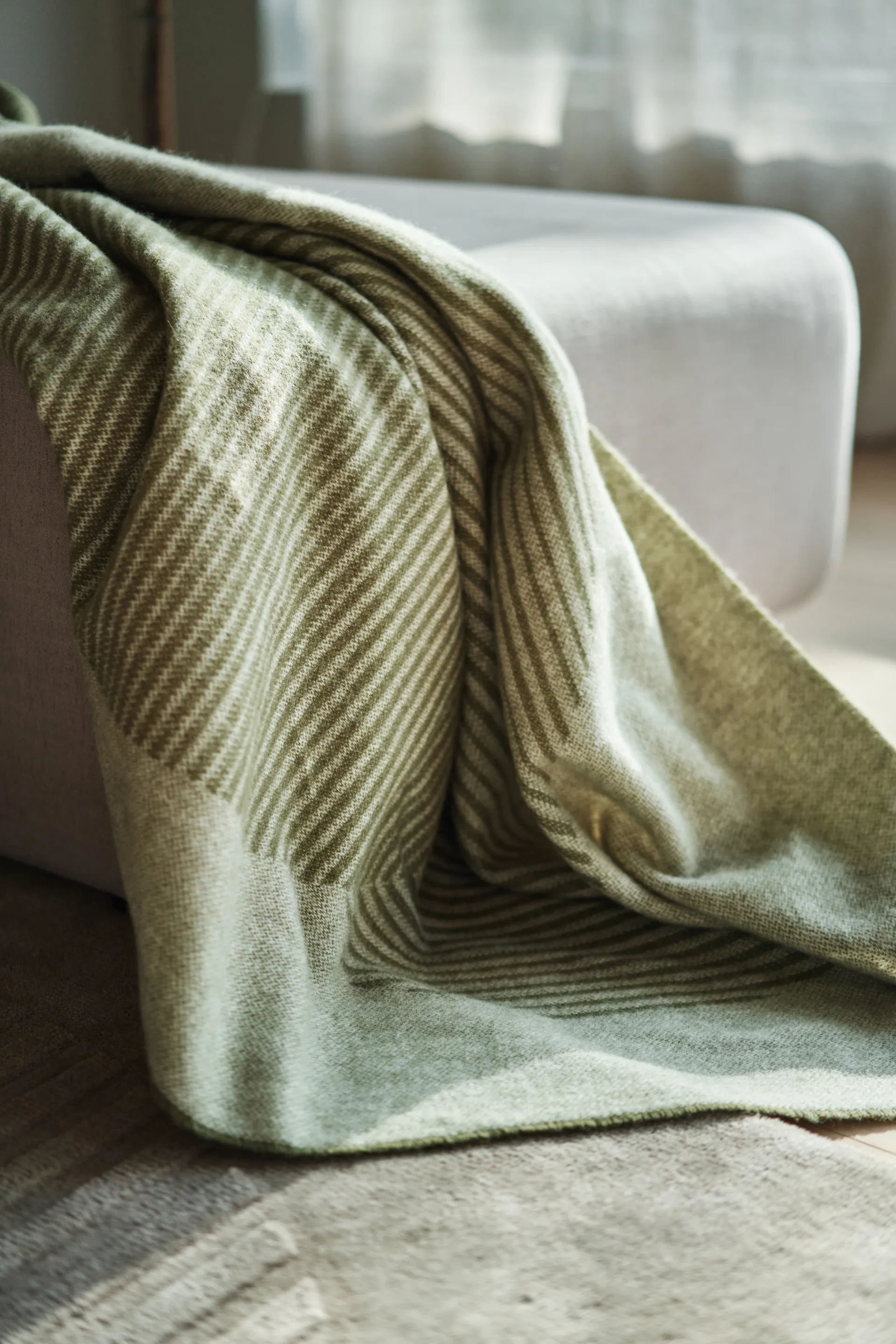 Manta de lana Circles 130x185 cm, verde NJRD