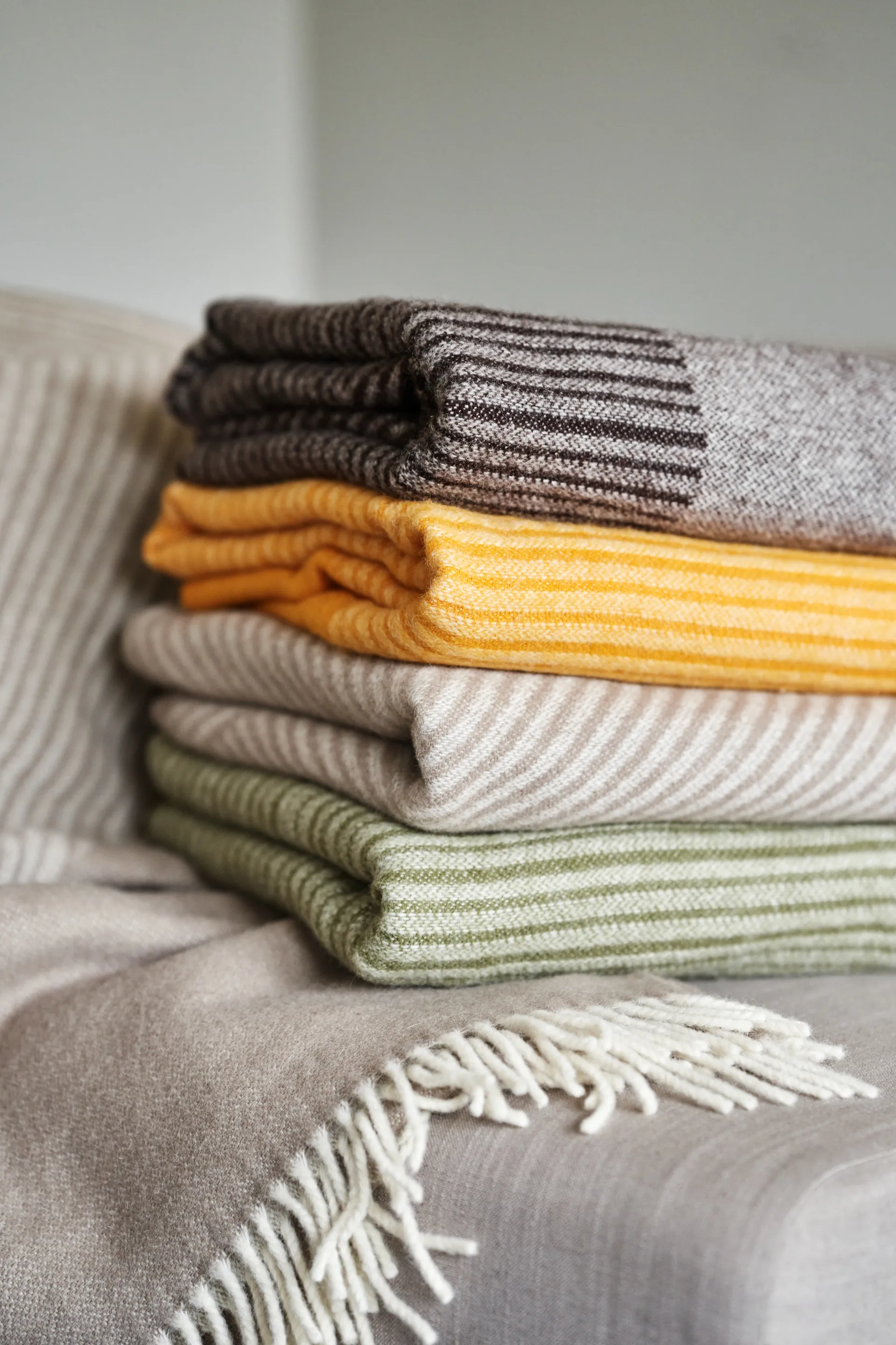 Manta de lana Stripes 130x185 cm, Beige NJRD