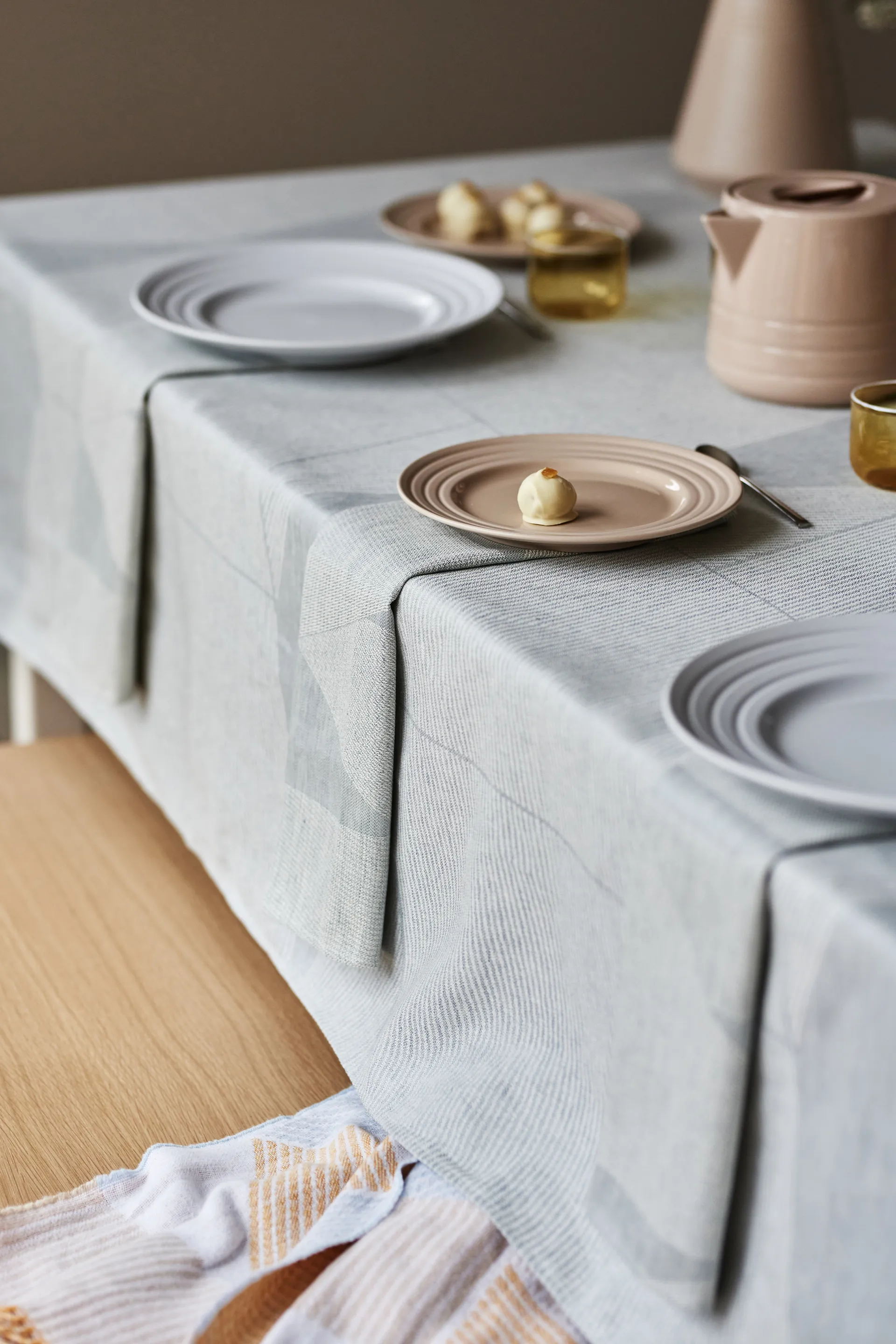 Mantel Geometric 147x250 cm, azul-blanco NJRD