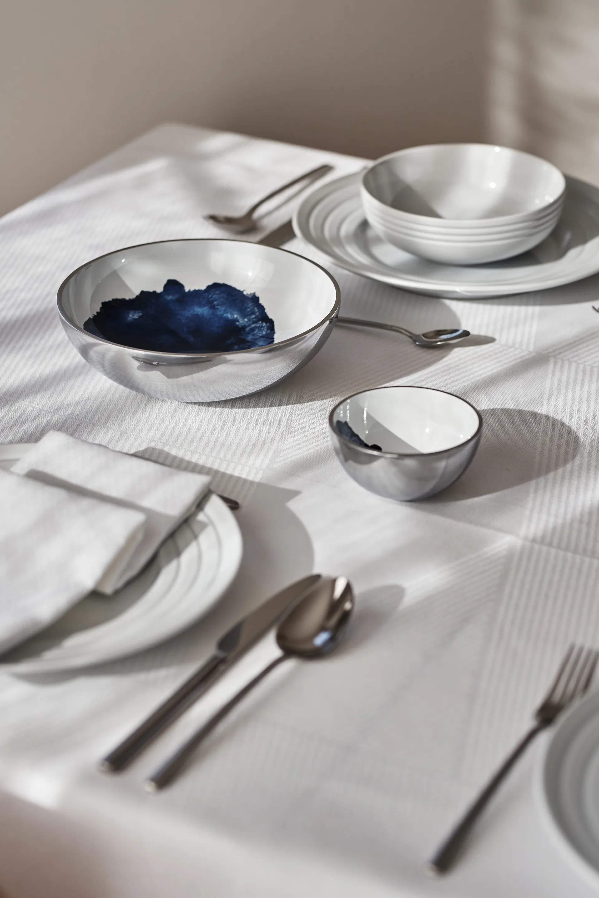 Mantel Geometric 147x250 cm, blanco NJRD