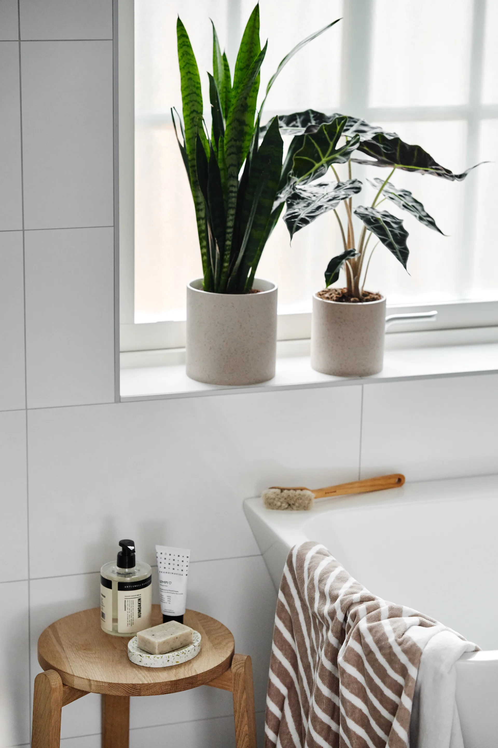 Toalla de baño Stripes 100x150 cm, Beige NJRD