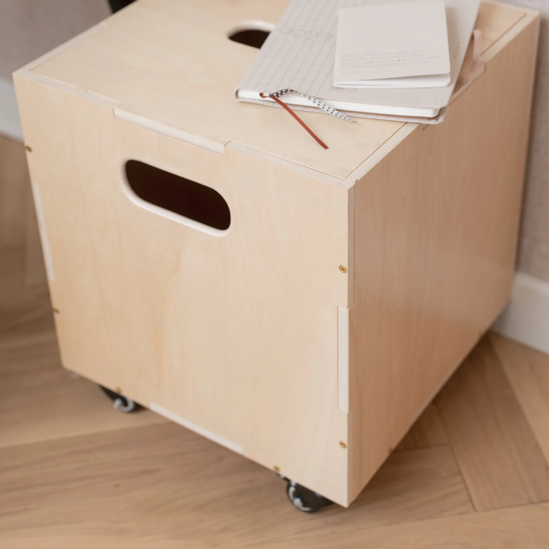 Caja de almacenamiento Cube Storage, Abedul Nofred