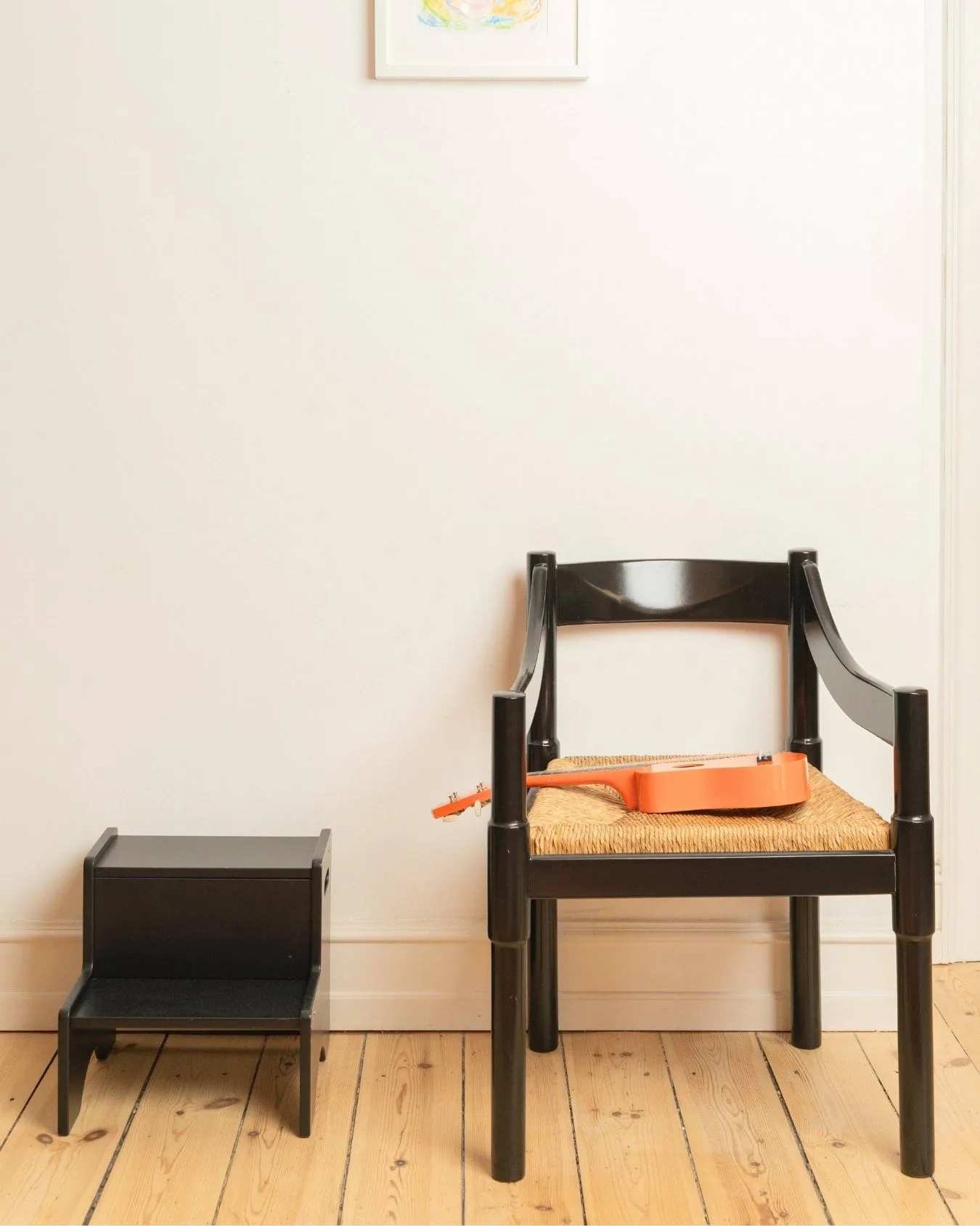 Taburete infantil Step Up, Negro Nofred