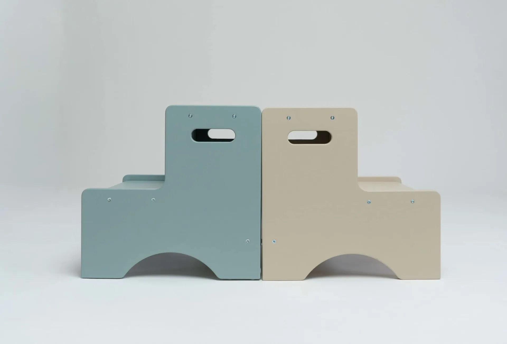 Taburete infantil Step Up, Verde oliva Nofred