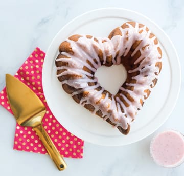 Molde de horno Nordic Ware elegant heart bundt - 2,4 L - Nordic Ware