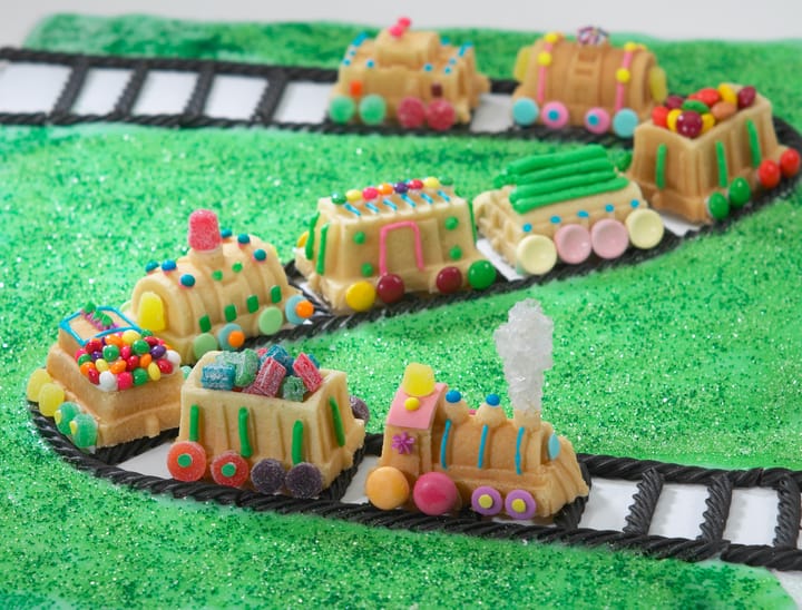 Molde de horno Nordic Ware train cake, 1,2 L Nordic Ware