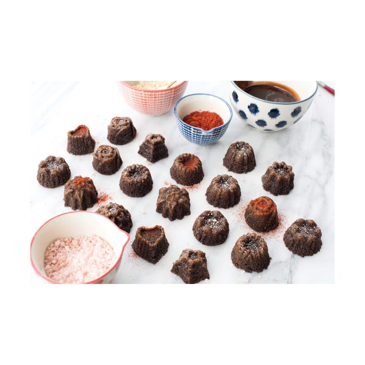 Molde Nordic Ware Bundt Tea Cakes and Candy
, Dorado Nordic Ware