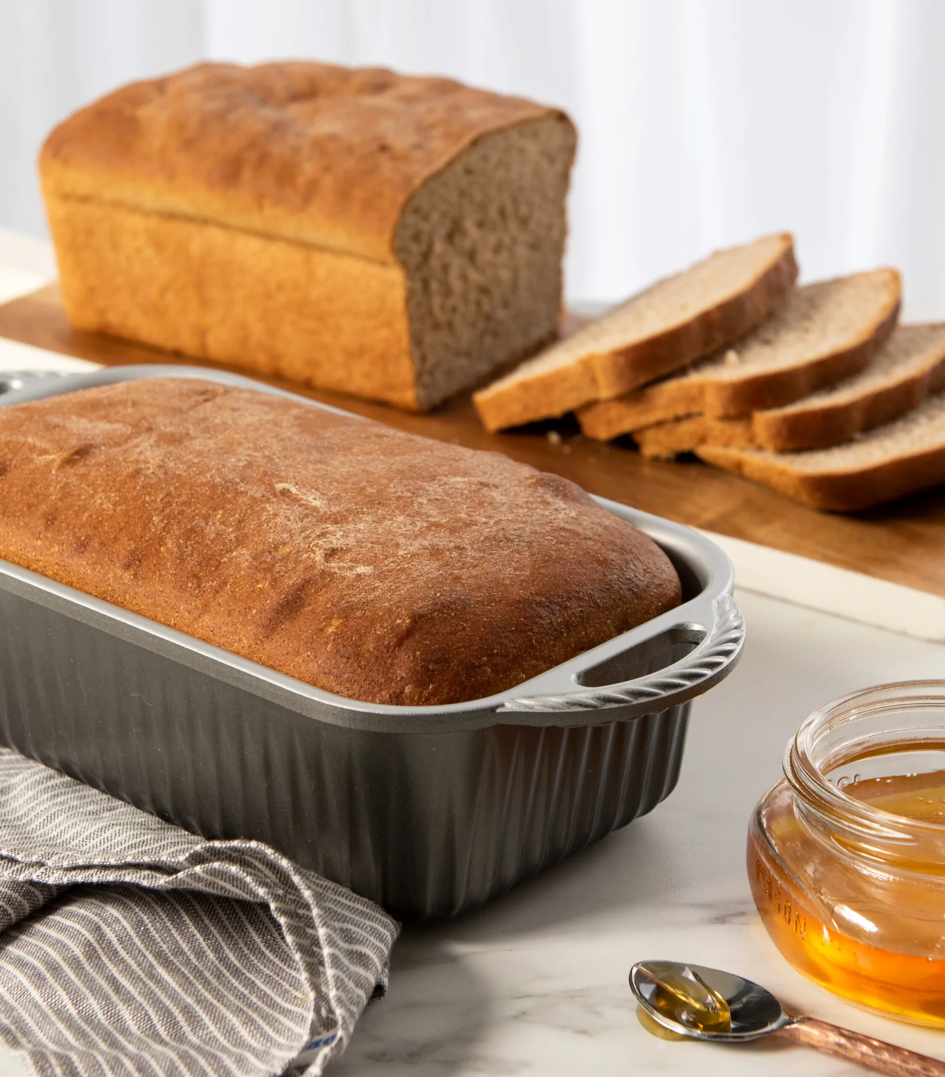 Molde para pan Nordic Ware Classic 1,4 L, Negro Nordic Ware