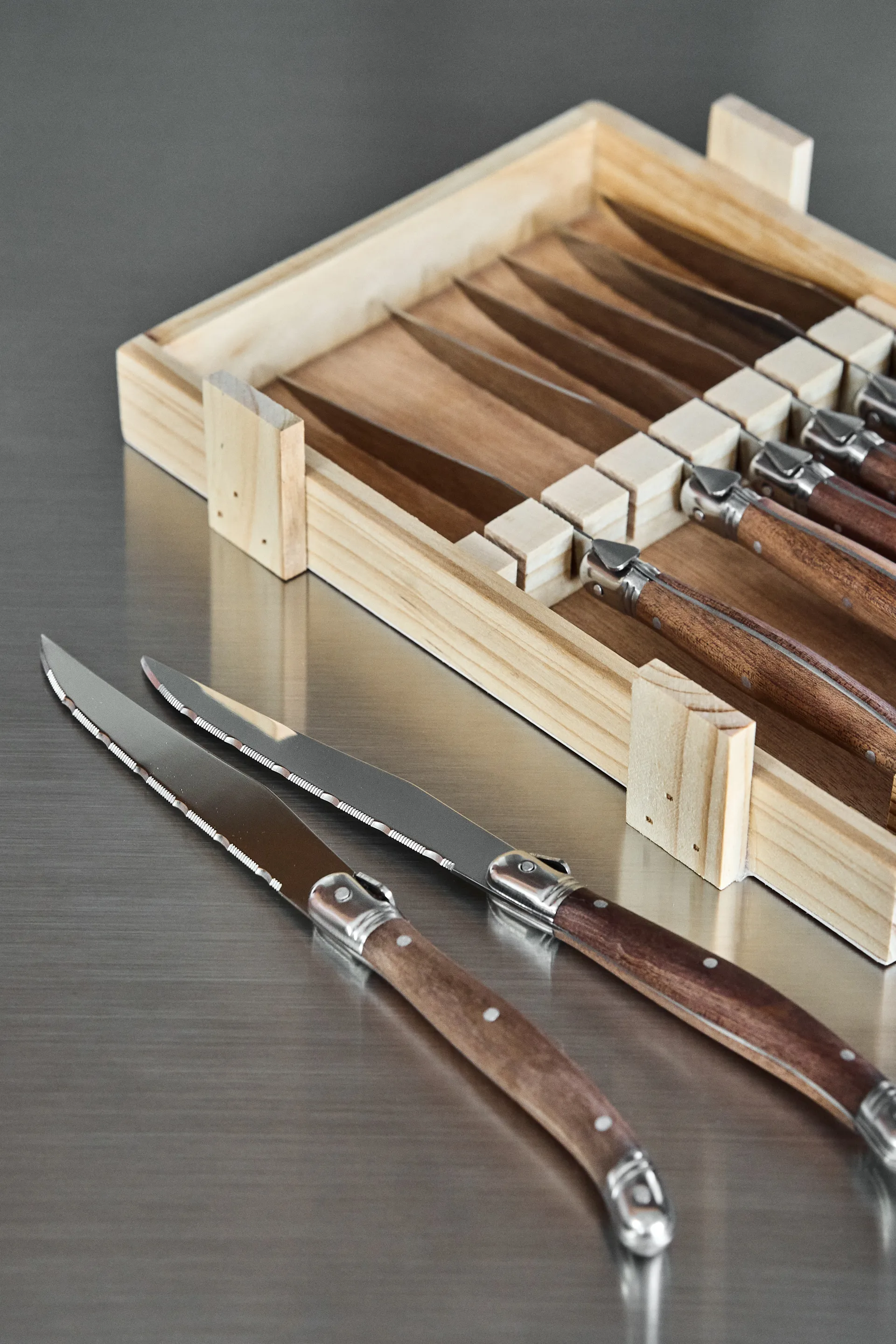8 Cuchillos para parrilla Nordwik, Acero inoxidable-madera Nordwik