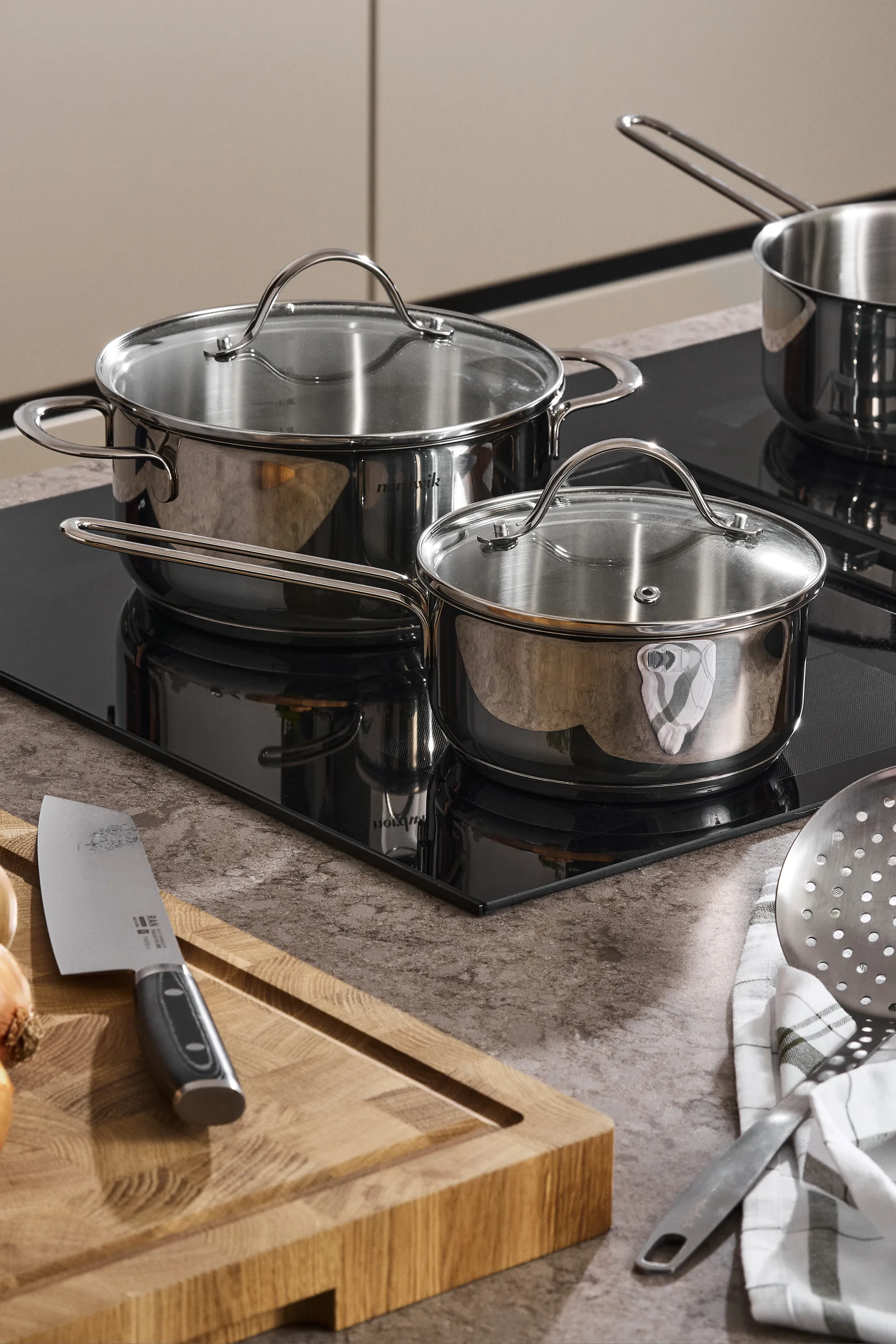 Cacerola con tapa de vidrio Nordwik  1,3 litros, Acero inoxidable Nordwik