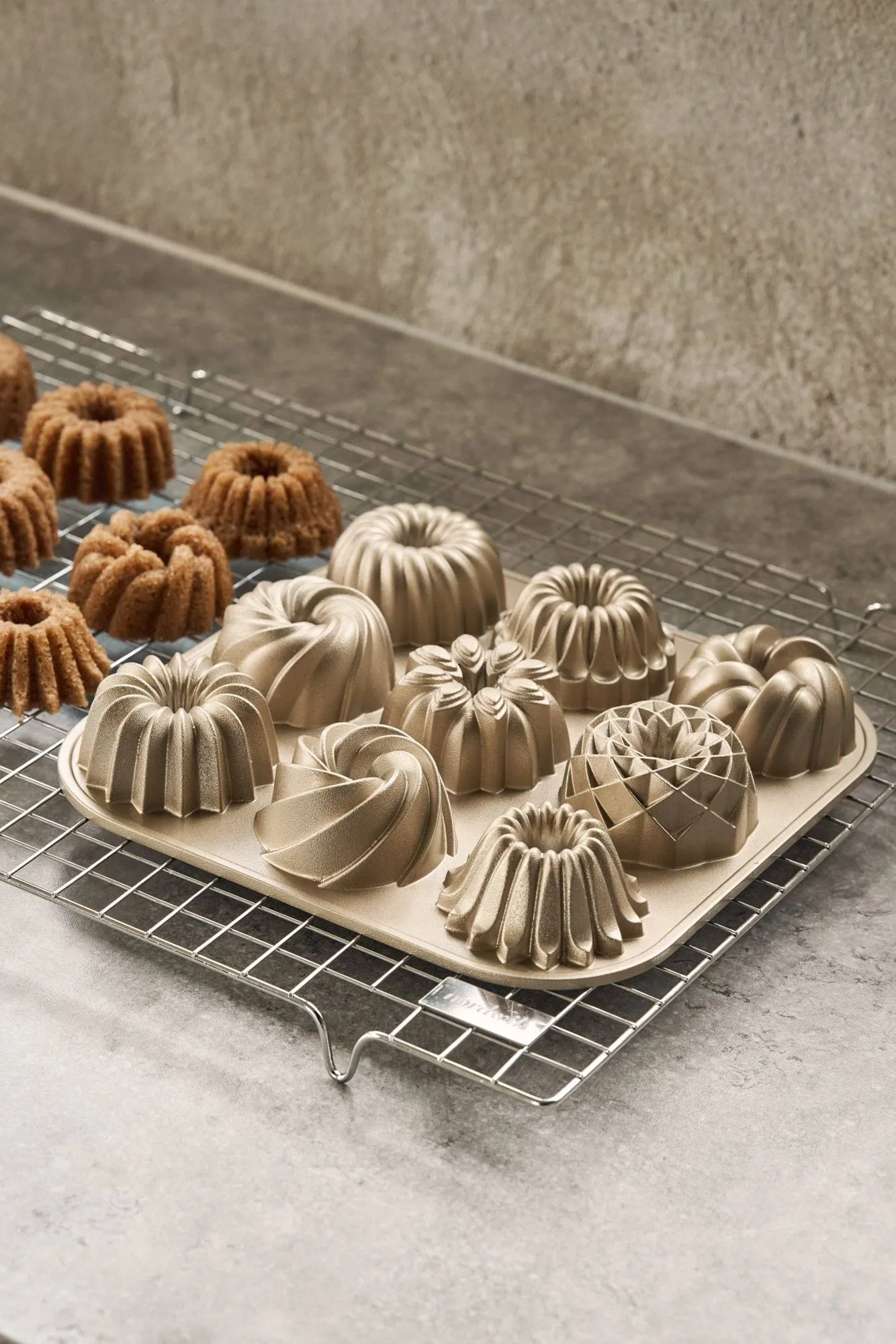 Molde para bizcocho BAKE, Rosette, nonstick Nordwik