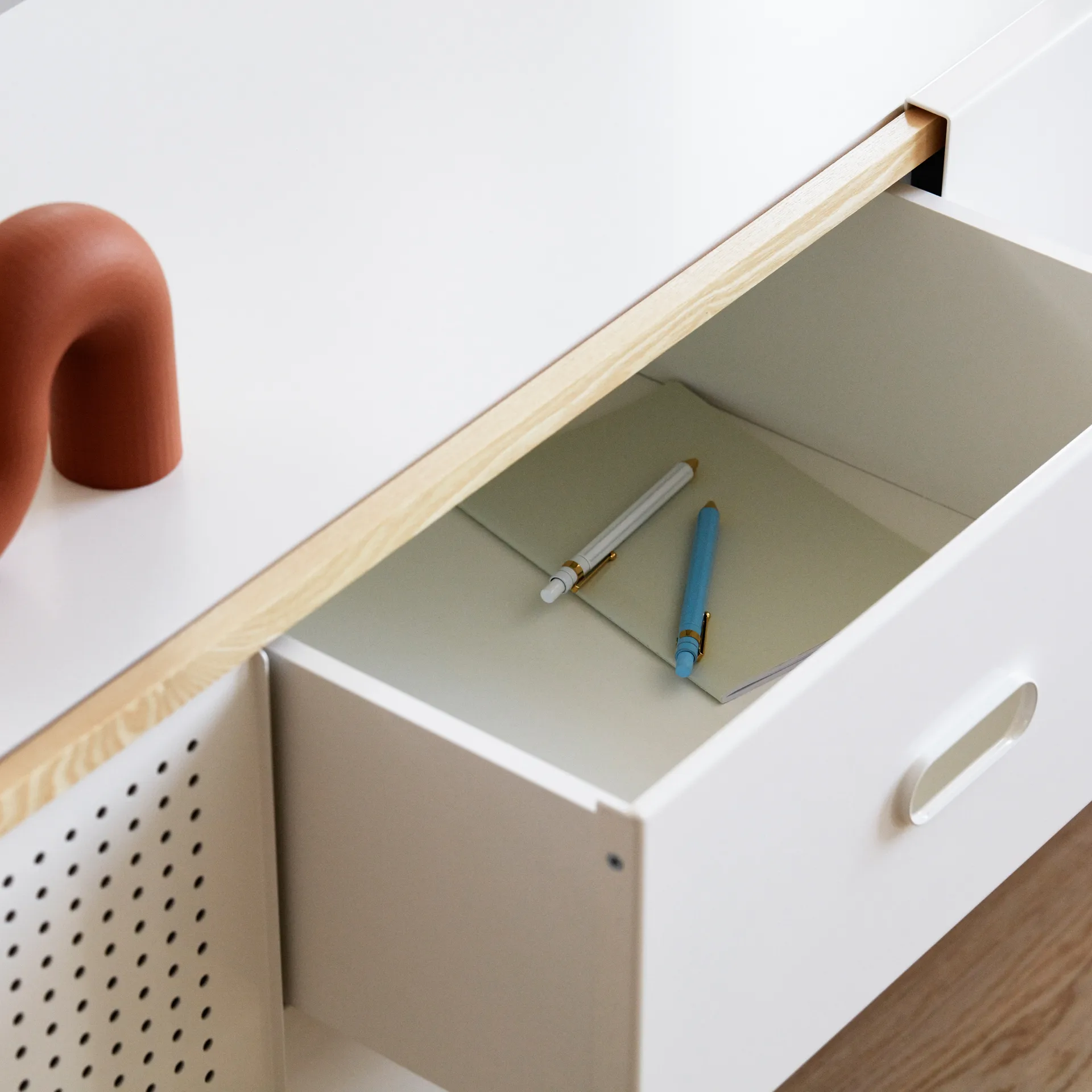 Aparador Kabino large, Blanco Normann Copenhagen
