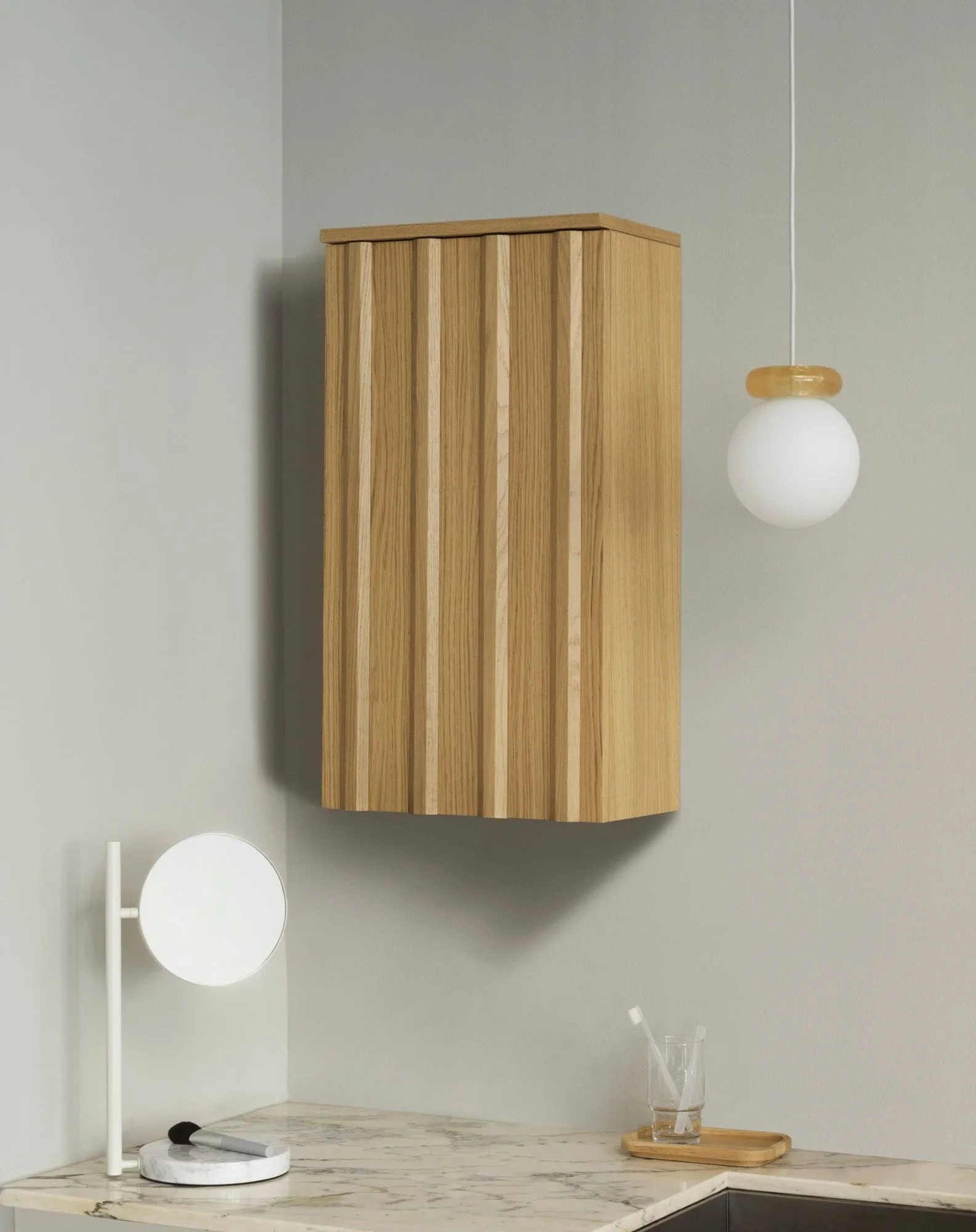 Armario de pared Rib, Oak, 73x40x23 cm Normann Copenhagen