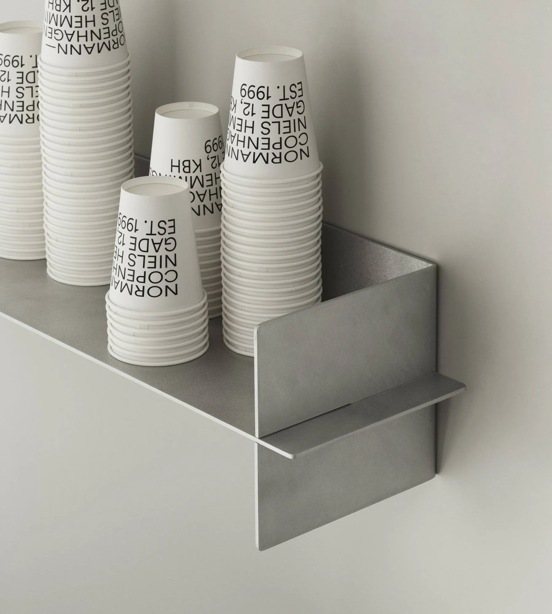 Estantería Alu 60 cm, Aluminio Normann Copenhagen
