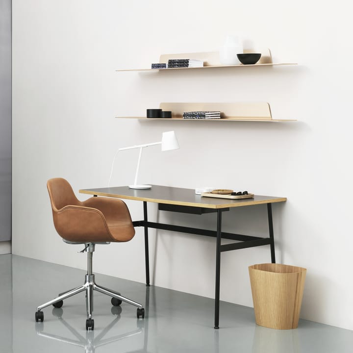 Estantería Jet, Negro, aluminio, 160 cm Normann Copenhagen