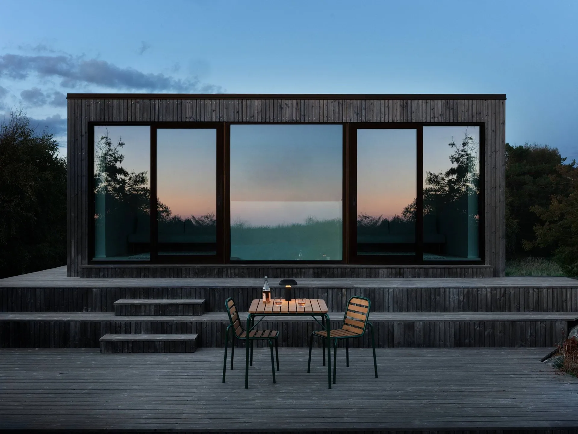 Lámpara de mesa Porta, negro Normann Copenhagen