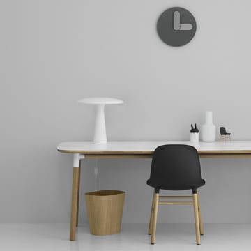 Lámpara de mesa Shelter - blanco - Normann Copenhagen