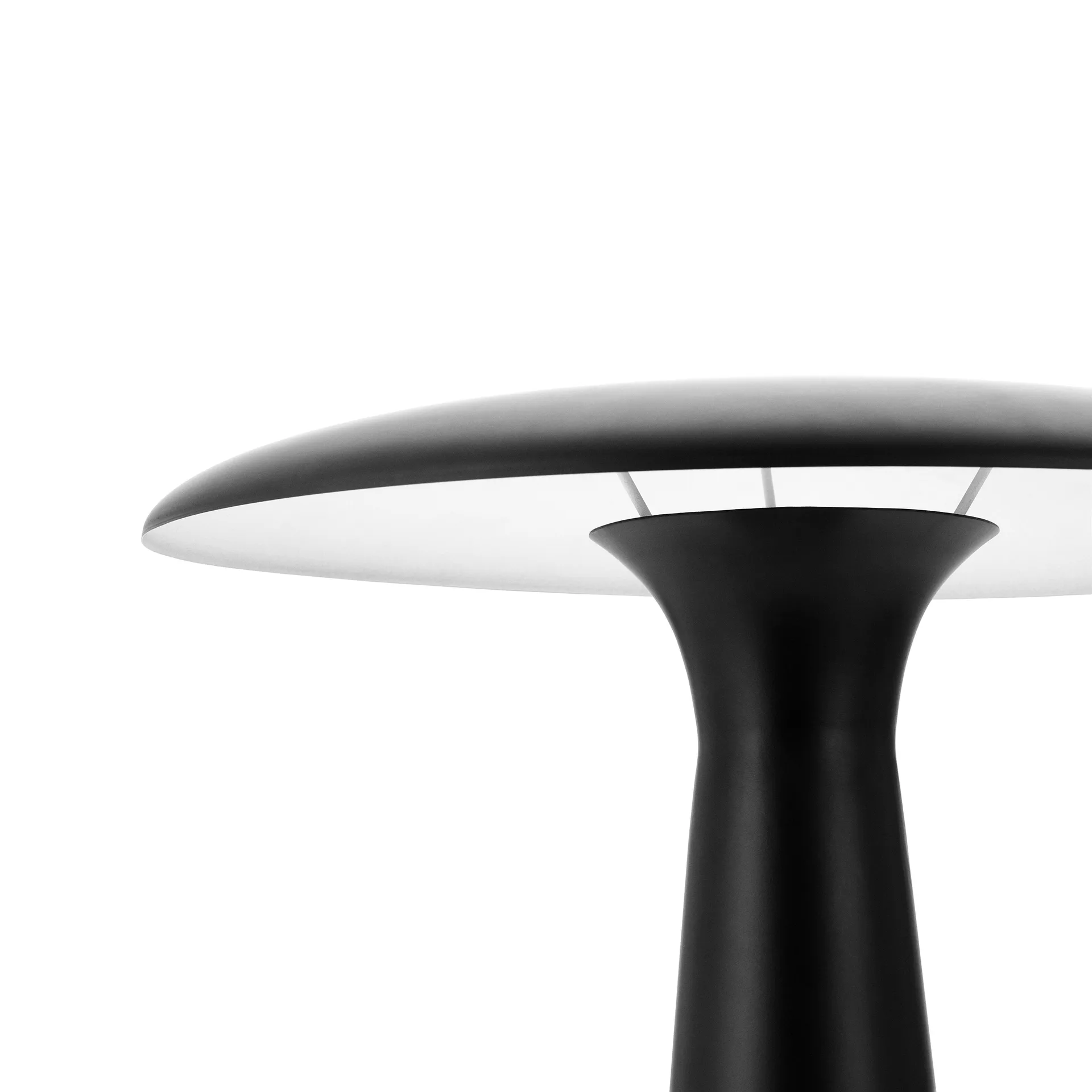 Lámpara de mesa Shelter, negro Normann Copenhagen