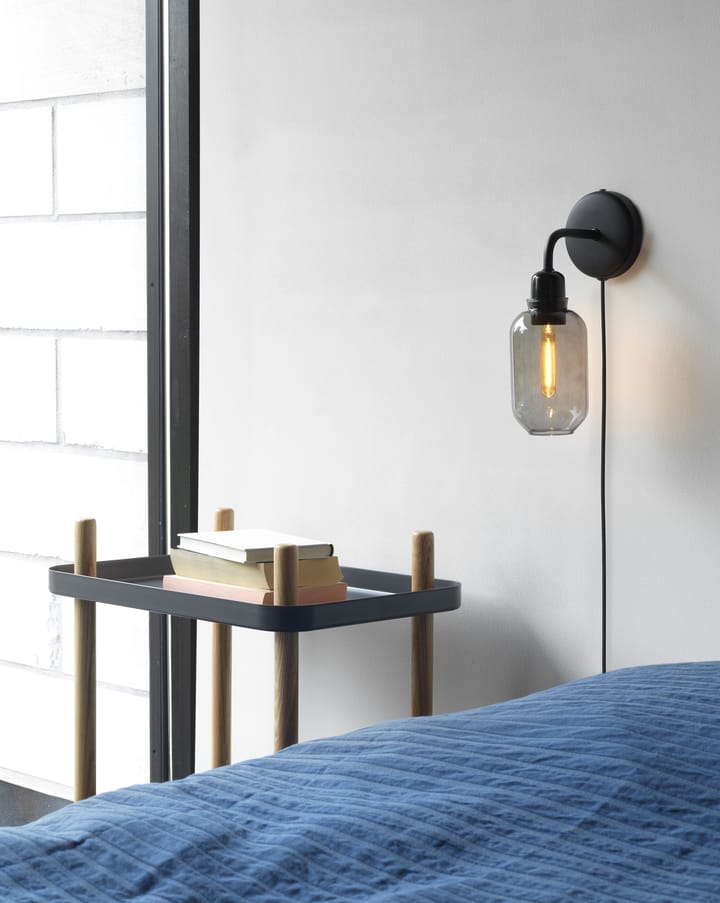 Lámpara de pared Amp, Smoke-black Normann Copenhagen
