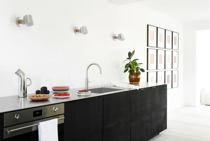 Lámpara de pared Rise instalación fija, Acero inoxidable Normann Copenhagen