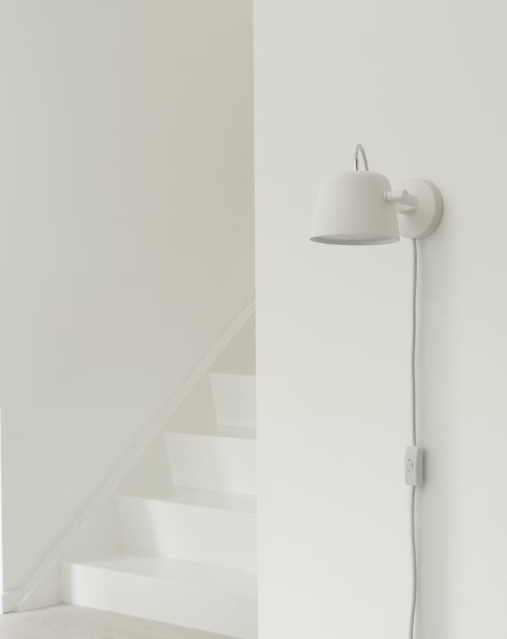 Lámpara de pared Tub, Blanco Normann Copenhagen