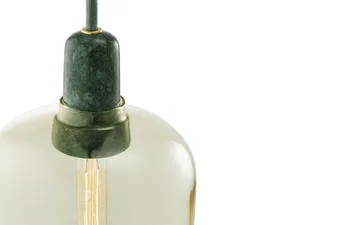 Lámpara de techo Amp L - dorado-verde - Normann Copenhagen