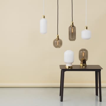 Lámpara de techo Amp S - Blanco-latón - Normann Copenhagen