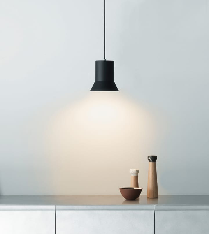 Lámpara de techo Hat mediana - Black - Normann Copenhagen