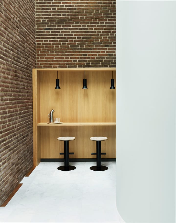 Lámpara de techo Hat pequeña, Black Normann Copenhagen