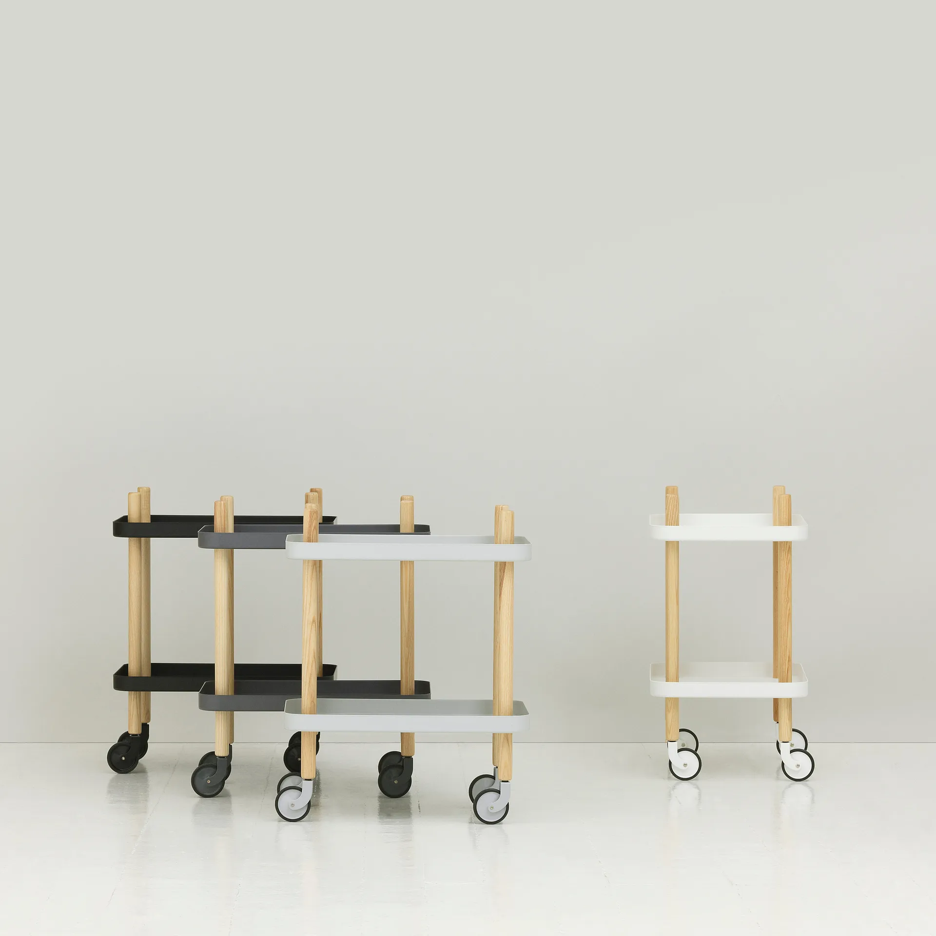 Mesa auxiliar Block, gris claro Normann Copenhagen