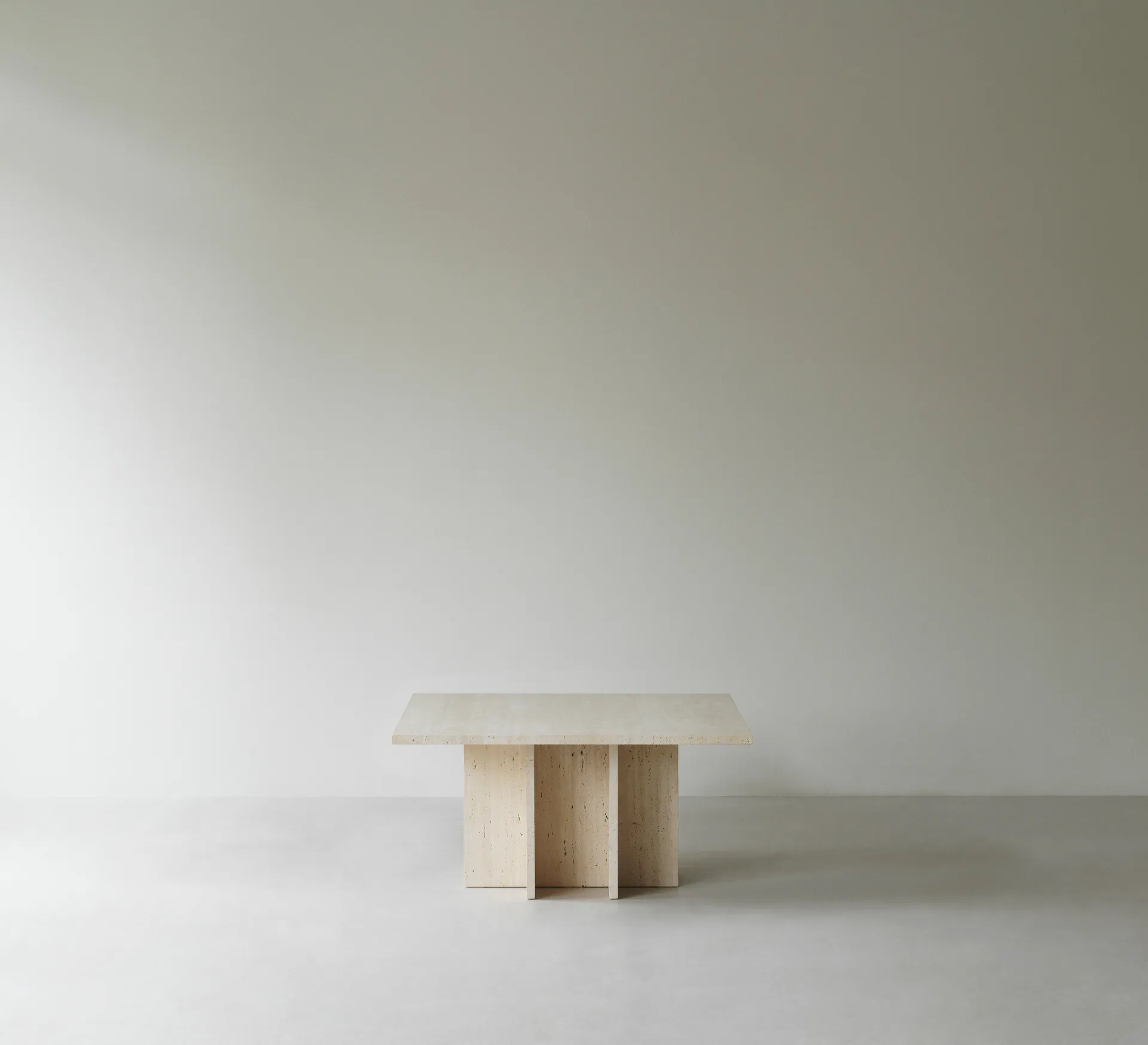 Mesa de centro Edge large, Travertine Normann Copenhagen