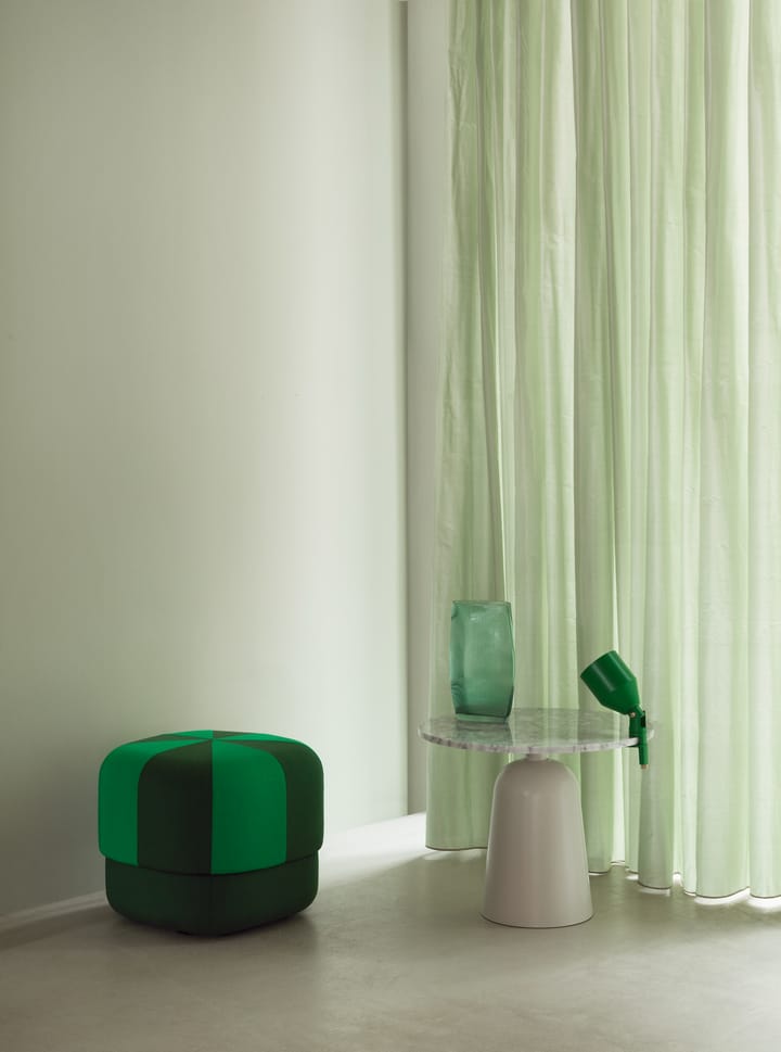 Mesa Turn ajustable Ø55 cm, mármol blanco Normann Copenhagen