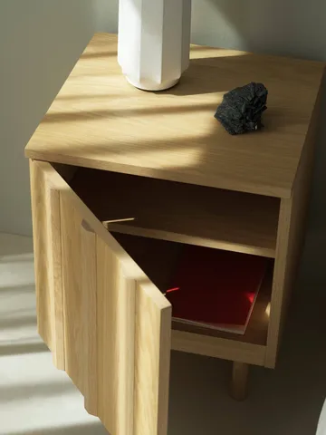 Mesilla de noche Rib  - Oak, 52x42x40 cm - Normann Copenhagen