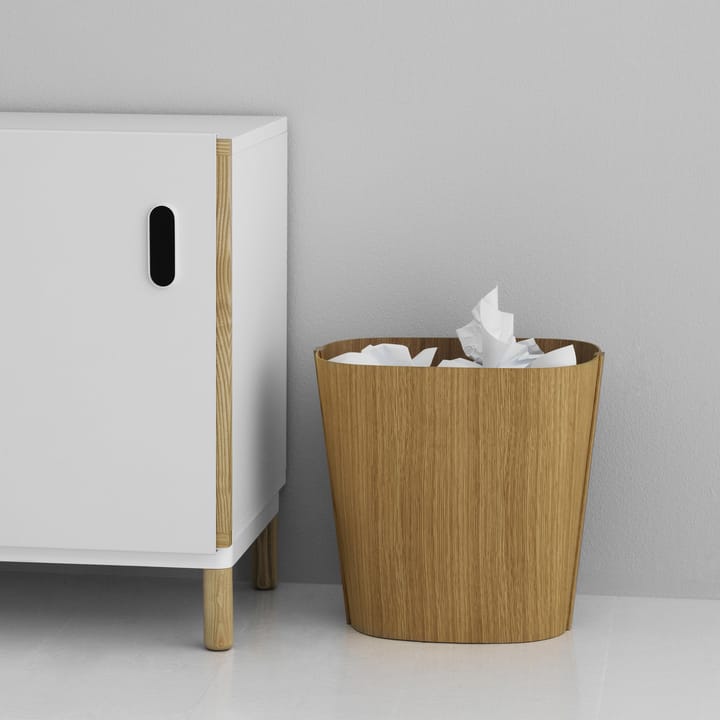 Papelera Tales of Wood, roble Normann Copenhagen