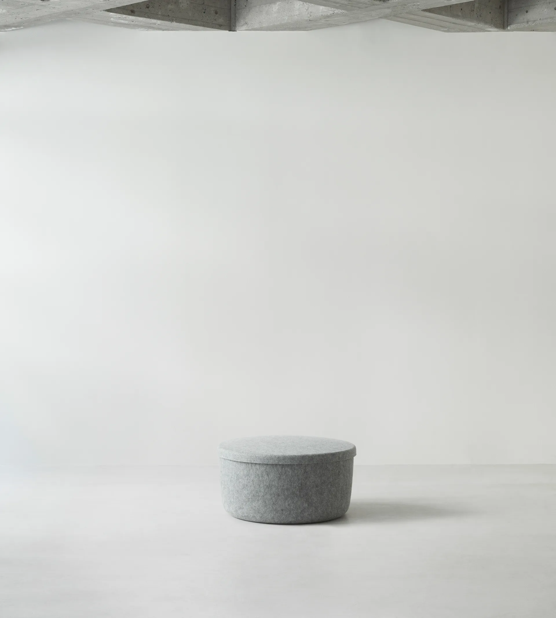 Puf Hide Storage grande, Gris Normann Copenhagen