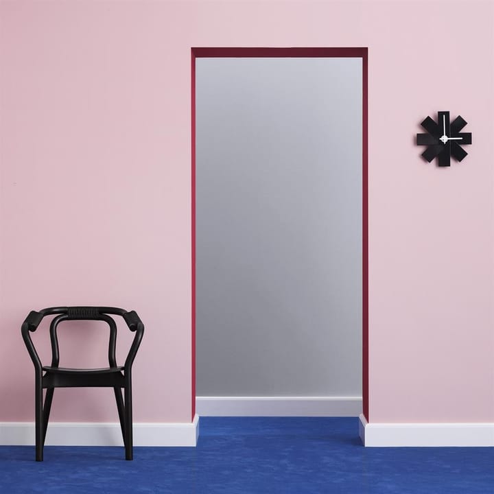 Reloj de pared Watch Me, negro Normann Copenhagen