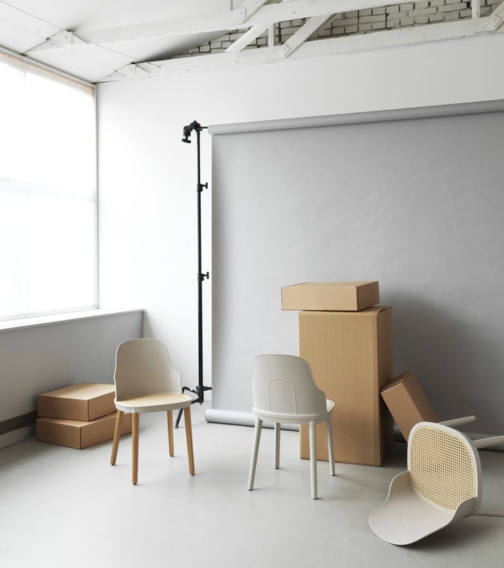 Silla Allez molded wicker, Warm Grey-roble Normann Copenhagen