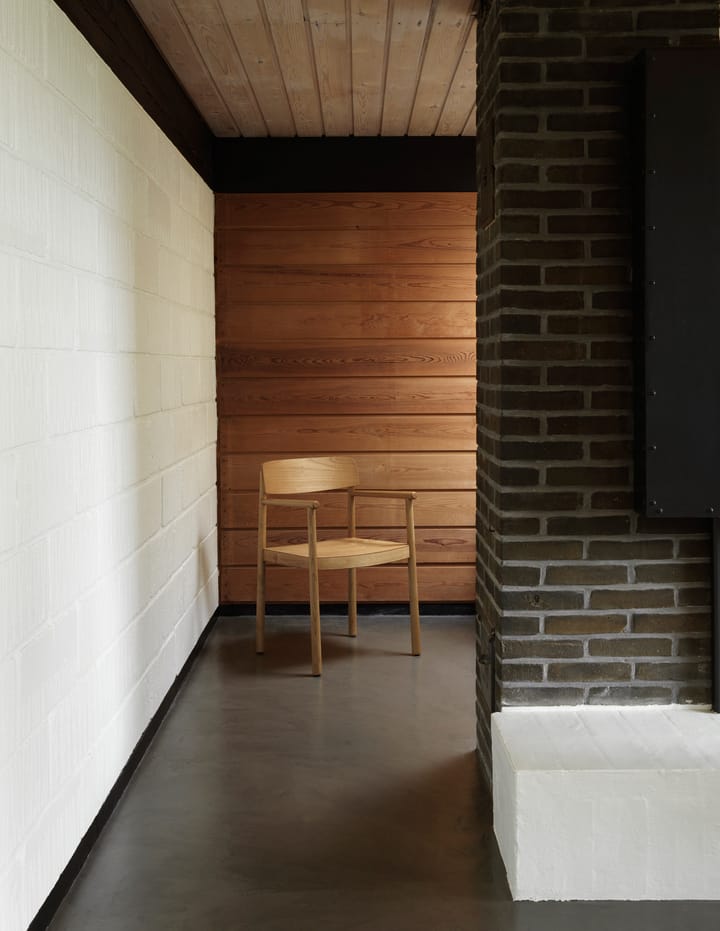 Silla con reposabrazos Timb, Tan Normann Copenhagen