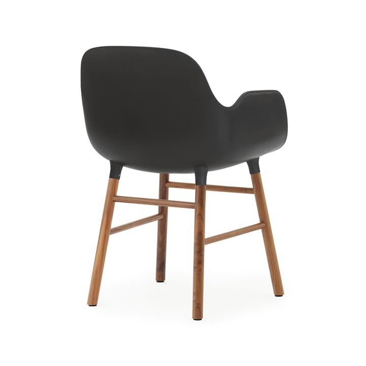 Sillón Form, Black, patas de nogal Normann Copenhagen