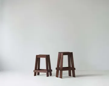 Taburete alto Let 65 cm - Brown Stained Ash - Normann Copenhagen