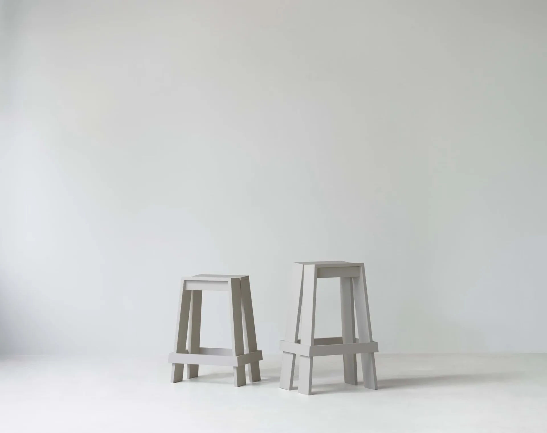 Taburete alto Let 65 cm, Light Grey Normann Copenhagen
