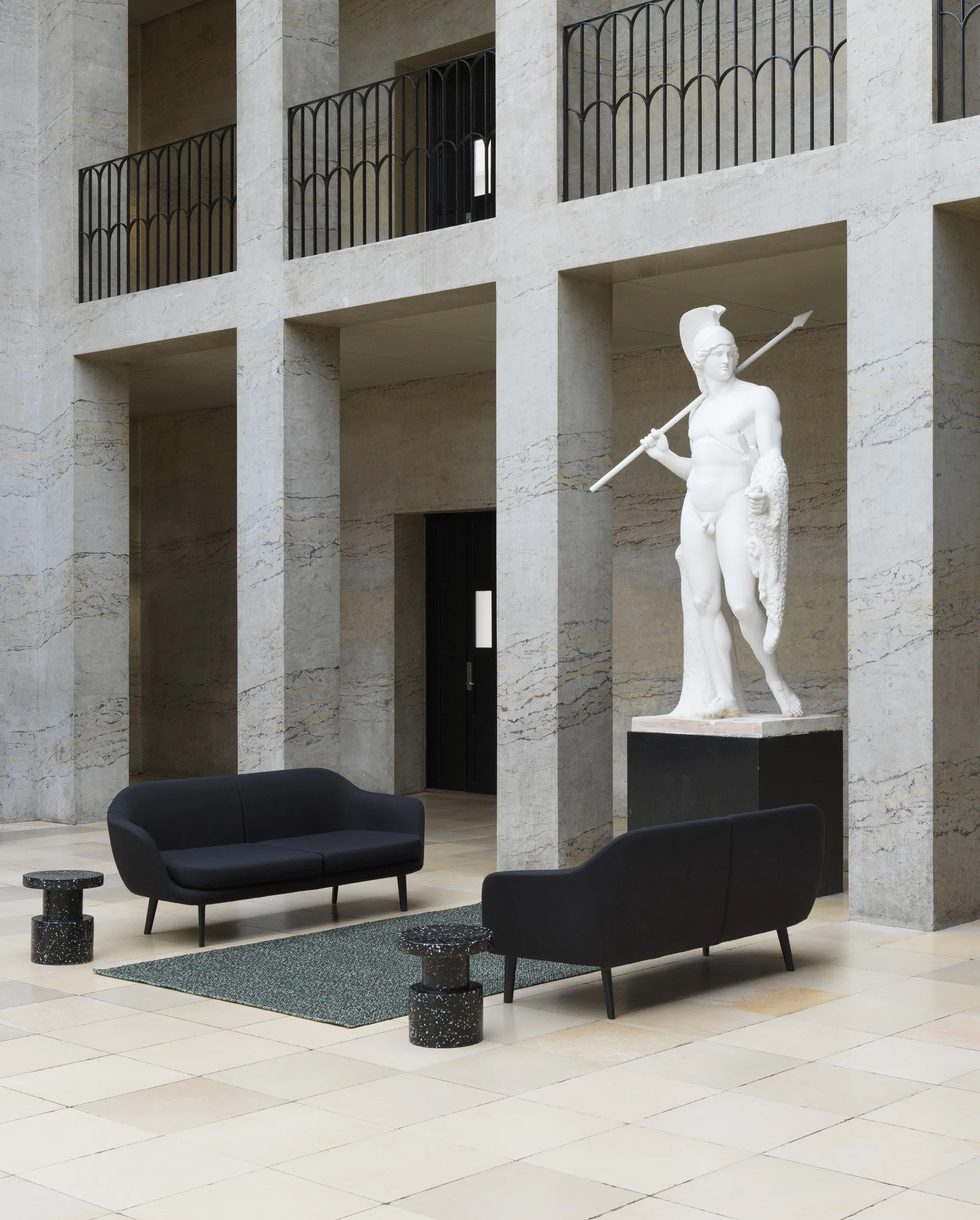 Taburete Bit, Negro Normann Copenhagen