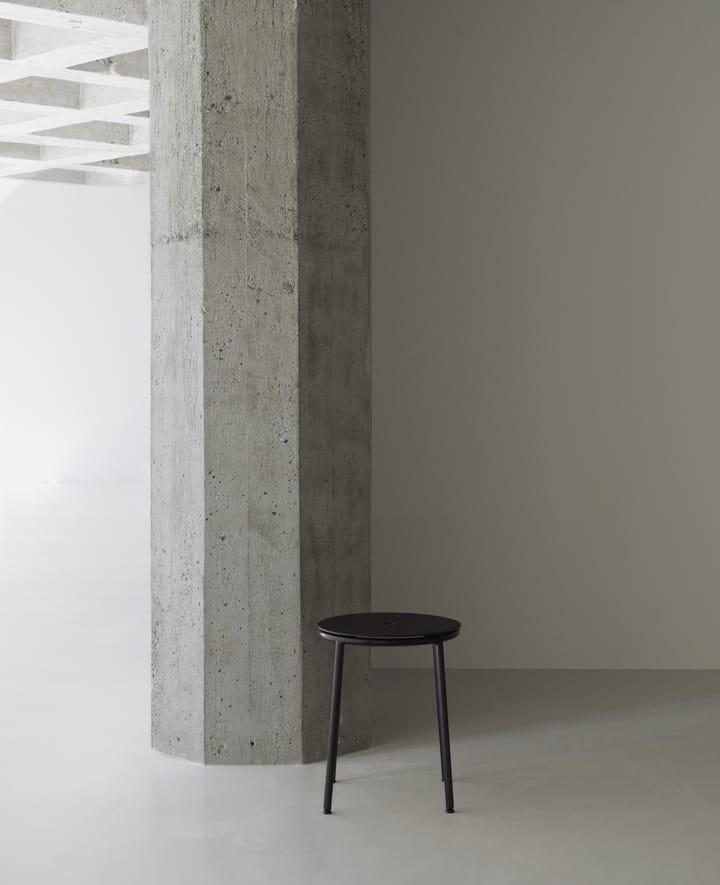 Taburete Circa 45 cm, Aluminio negro Normann Copenhagen